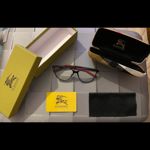 Authentic BURBERRY glasses - Picture 6 of 7